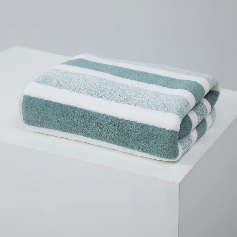 Soft and Absorbent Bath Towel for Home